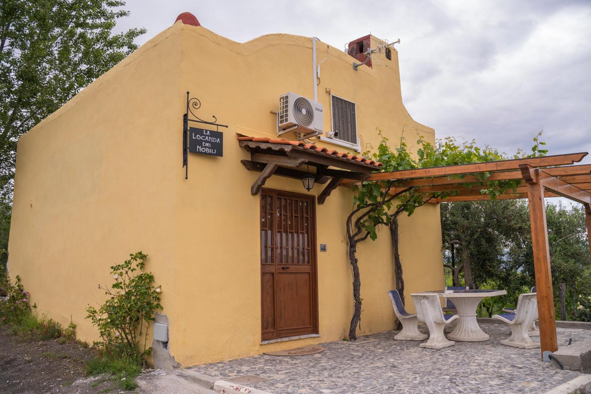 Vesuvio Inn Guest House E Wine Experience Boscotrecase Exterior foto